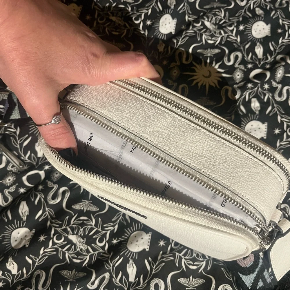 Karl Lagerfeld White Crossbody Bag Set Maybelle Camera Bag Rainbow Pastel Strap - Picture 5 of 5